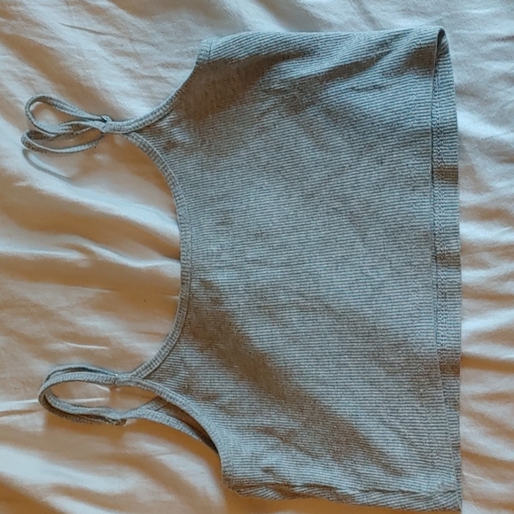 Grey Hollister crop top baby cami xs - Picture 2 of 4